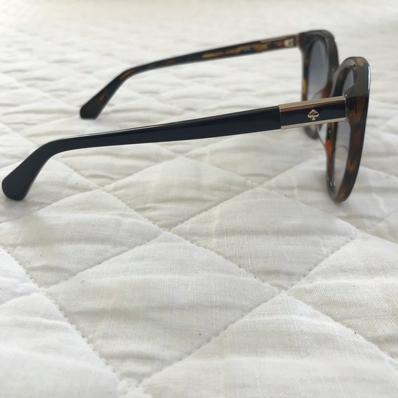 Kate Spade Akayla Sunglasses in Blue main image 10